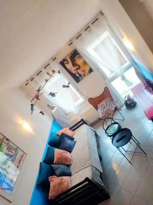 Chez Arty - Gere Par Presta-Zen'Services Apartamento Verdun-sur-Meuse Exterior foto