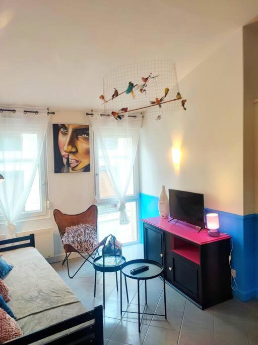 Chez Arty - Gere Par Presta-Zen'Services Apartamento Verdun-sur-Meuse Exterior foto